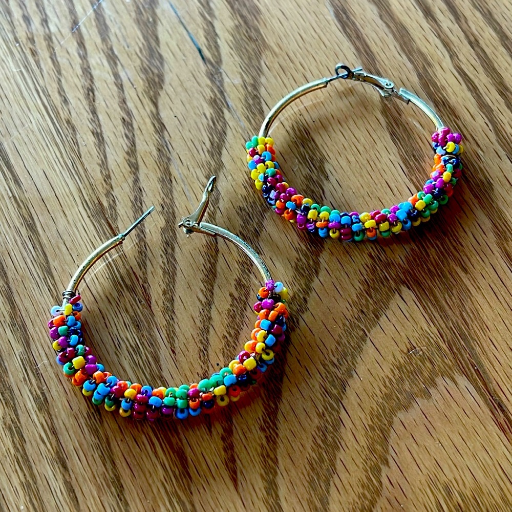 Beaded Hoop Earrings 🌺